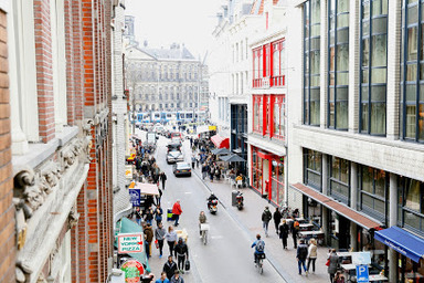 Thumb damstraat